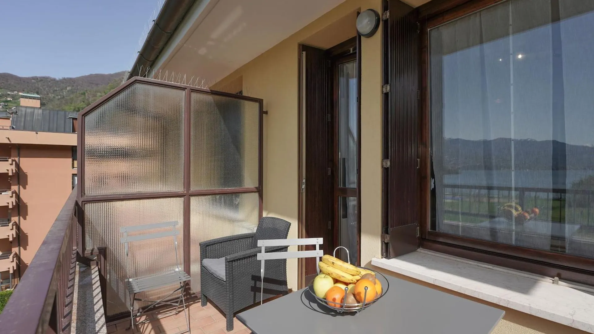 Apartment Lily Lake Maggiore Laveno